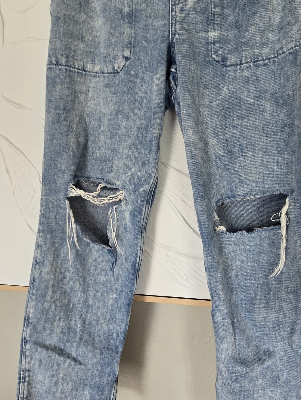 Gap• Easy Denim Utility Women's Distressed Drawstring Jeans. Sz M - Picture 4 of 9